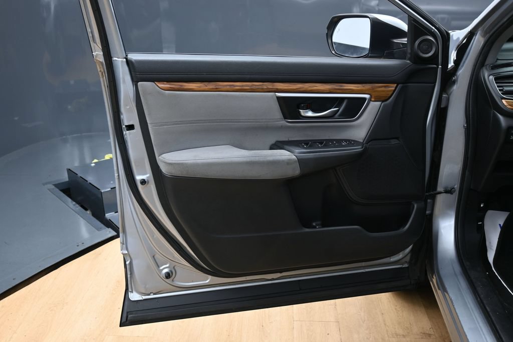 Used 2018 Honda CR-V EX image 36