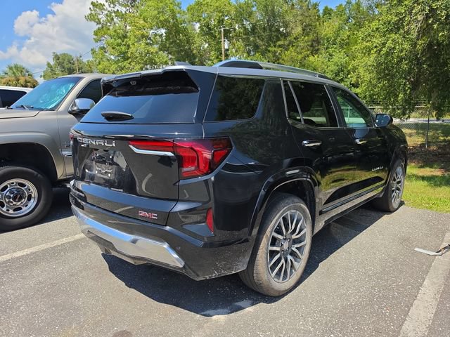 Used 2026 GMC Terrain Denali AWD/4WD image 3