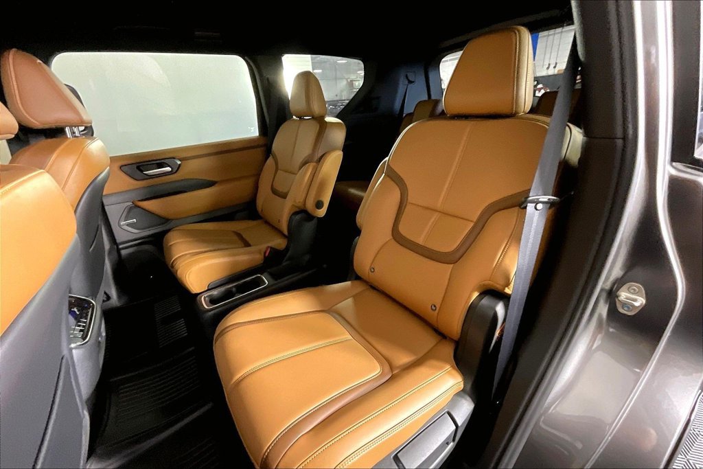 New 2026 Nissan Armada SL w/ Captain's Chari Seat Package AWD/4WD image 14
