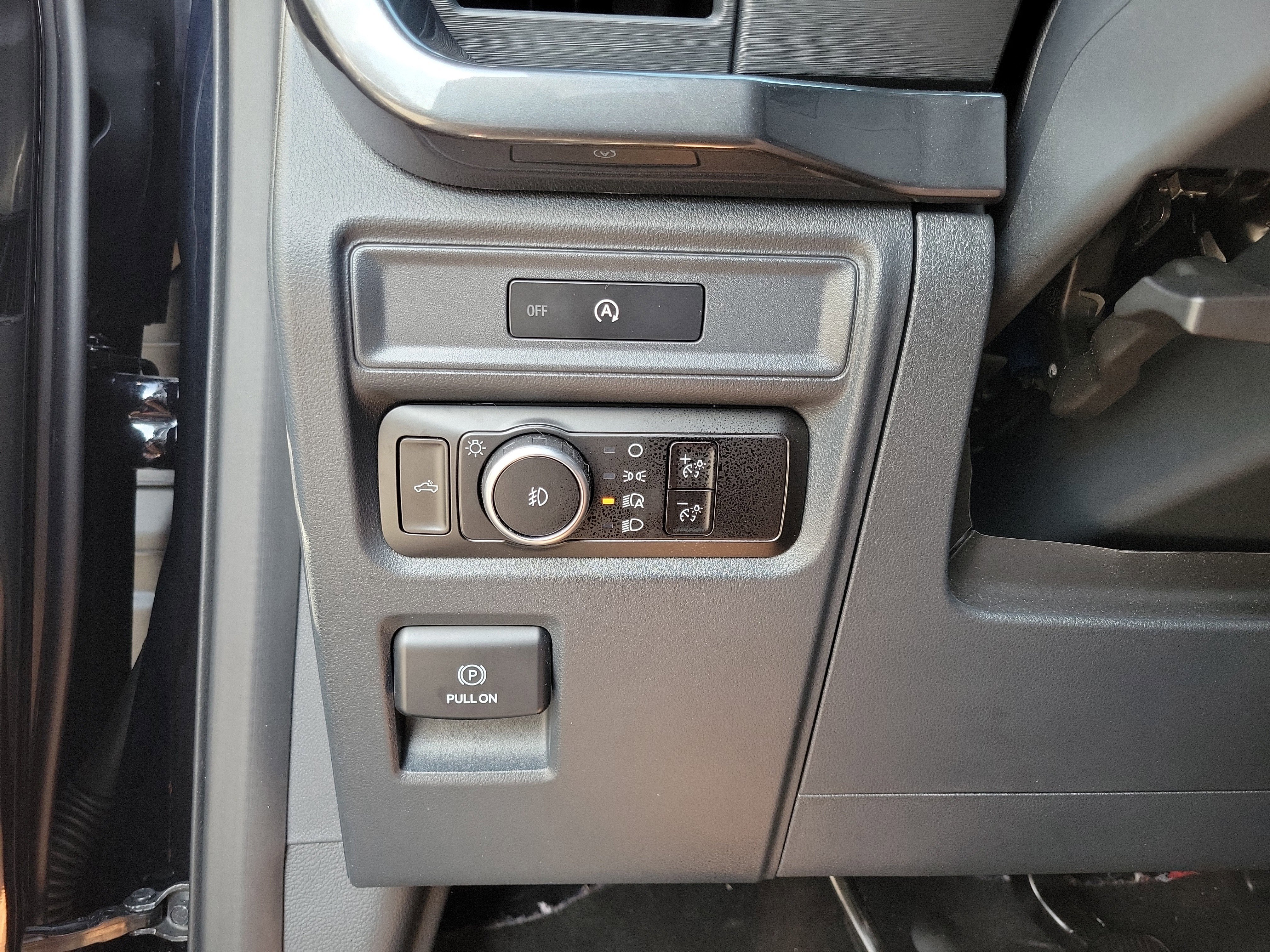 Used 2025 Ford F150 STX w/ Equipment Group 200A image 10