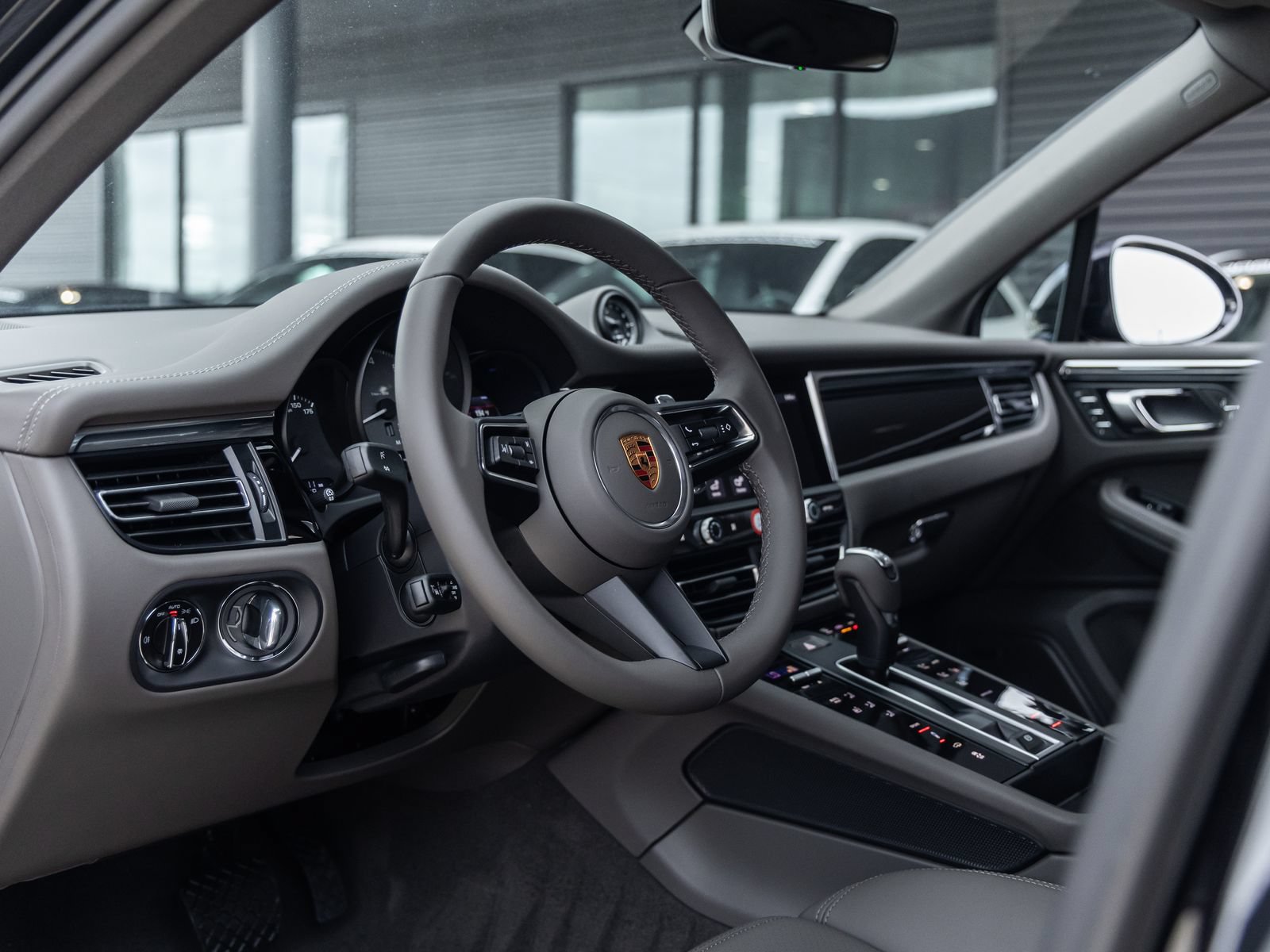 New 2026 Porsche Macan S AWD/4WD image 4