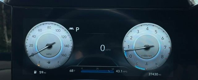 Used 2023 Hyundai Elantra SEL w/ Convenience Package image 22