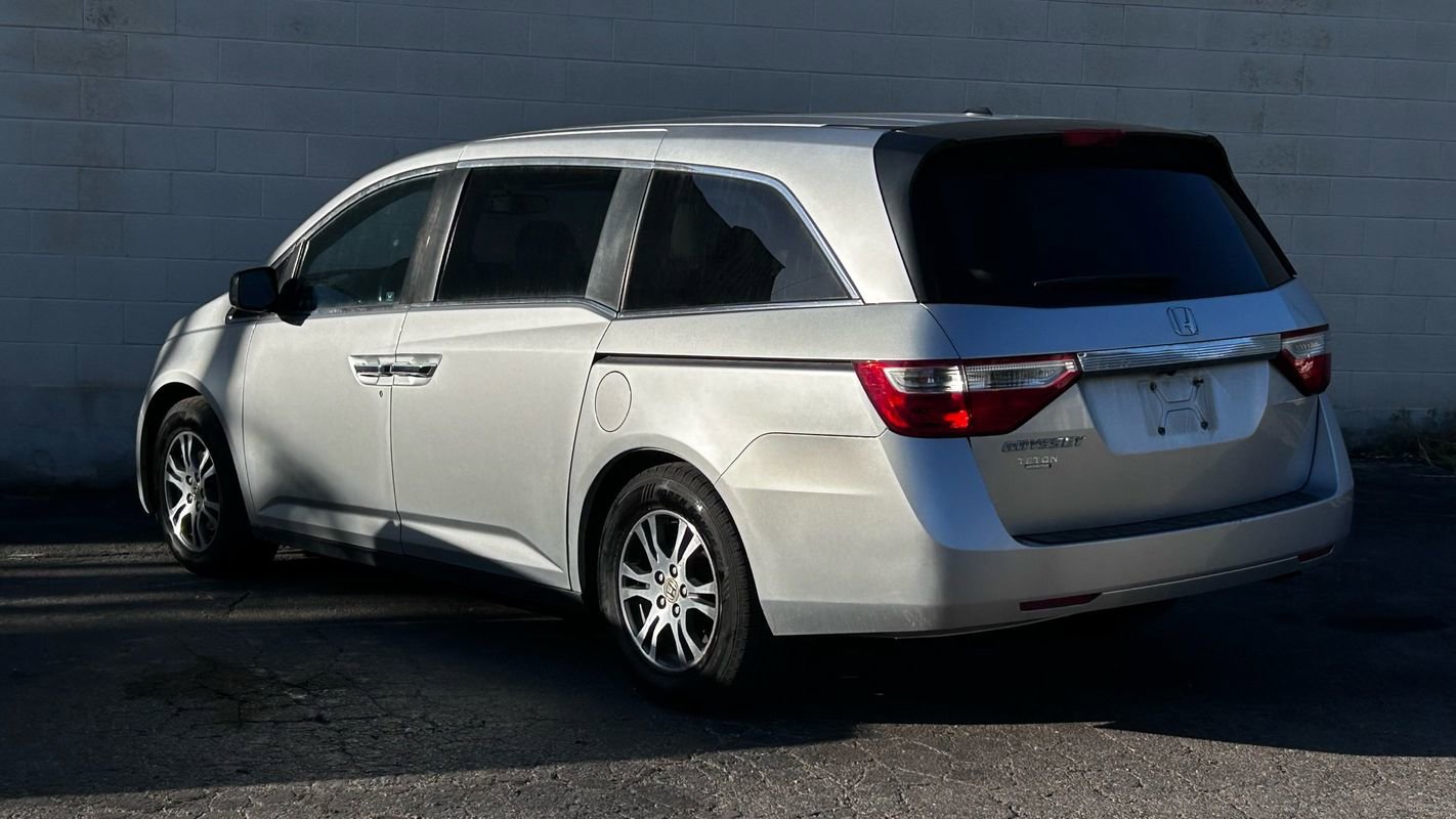 Used 2011 Honda Odyssey EX-L image 3