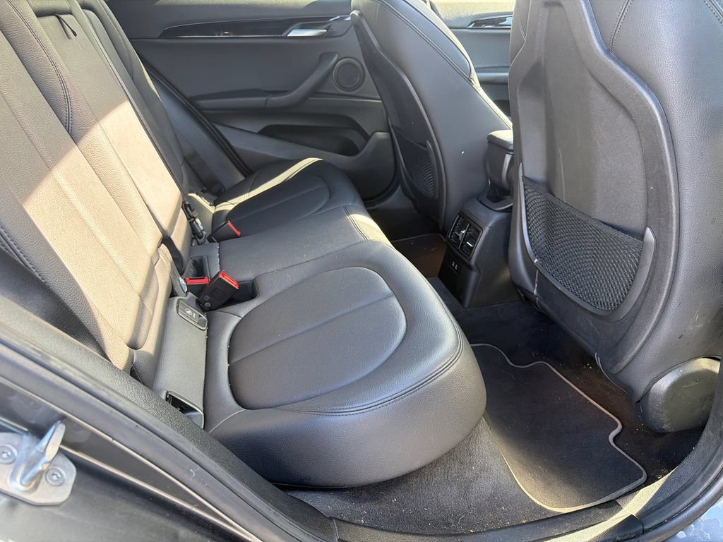 Used 2022 BMW X2 sDrive28i w/ Convenience Package FWD image 25