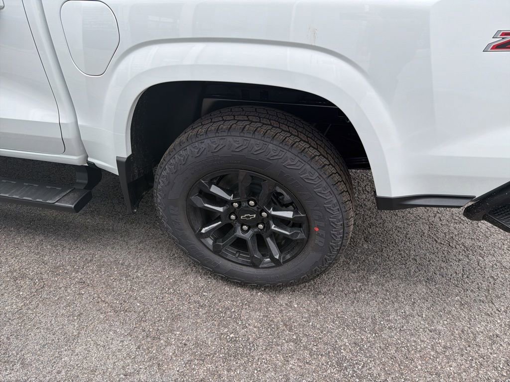 New 2026 Chevrolet Colorado Z71 w/ Midnight Edition image 9