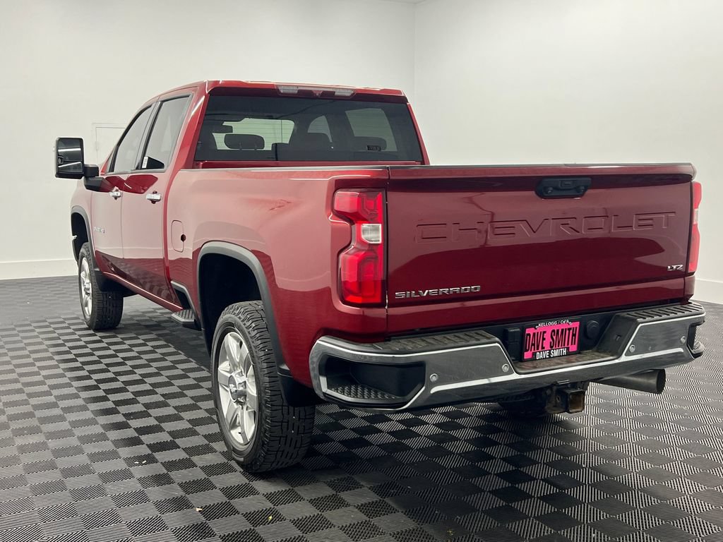 Used 2020 Chevrolet Silverado 3500 LTZ AWD/4WD image 3
