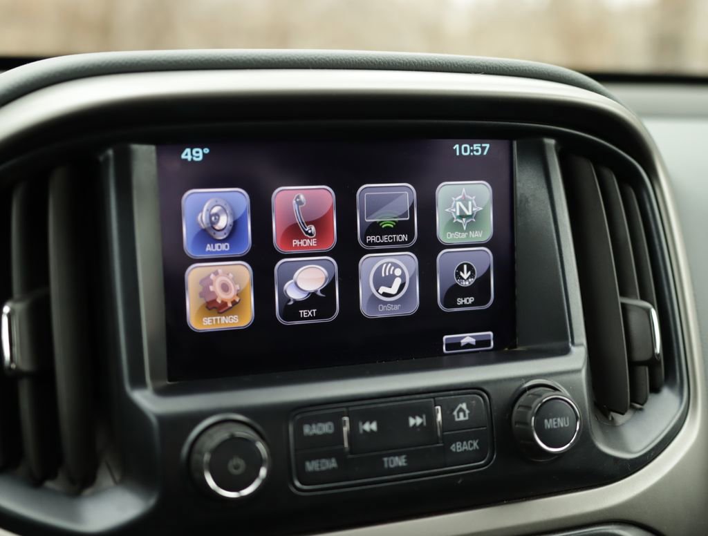 Used 2017 Chevrolet Colorado Z71 image 14