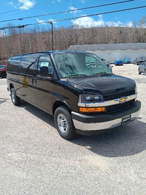 New 2026 Chevrolet Express 2500 Extended RWD image 22