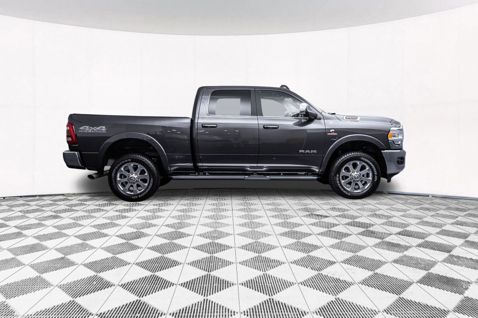Used 2020 RAM 2500 Laramie AWD/4WD image 14