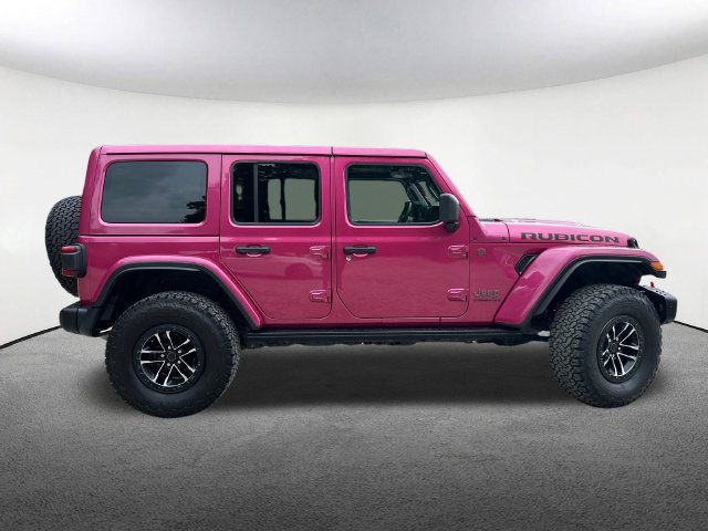 Used 2024 Jeep Wrangler Unlimited Rubicon AWD/4WD image 15