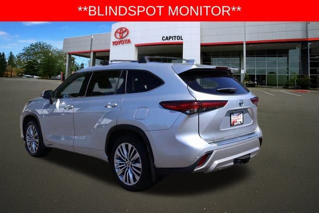Used 2022 Toyota Highlander Platinum AWD/4WD image 7