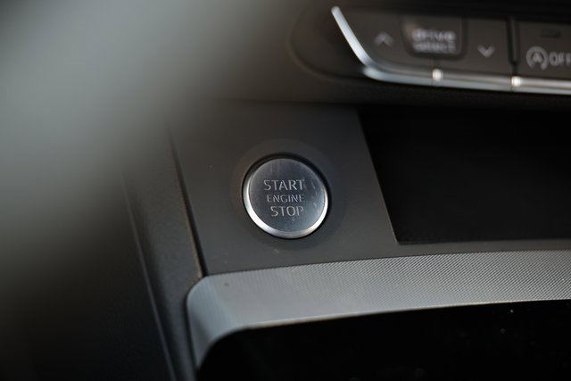 New 2025 Audi Q5 2.0T Premium image 39