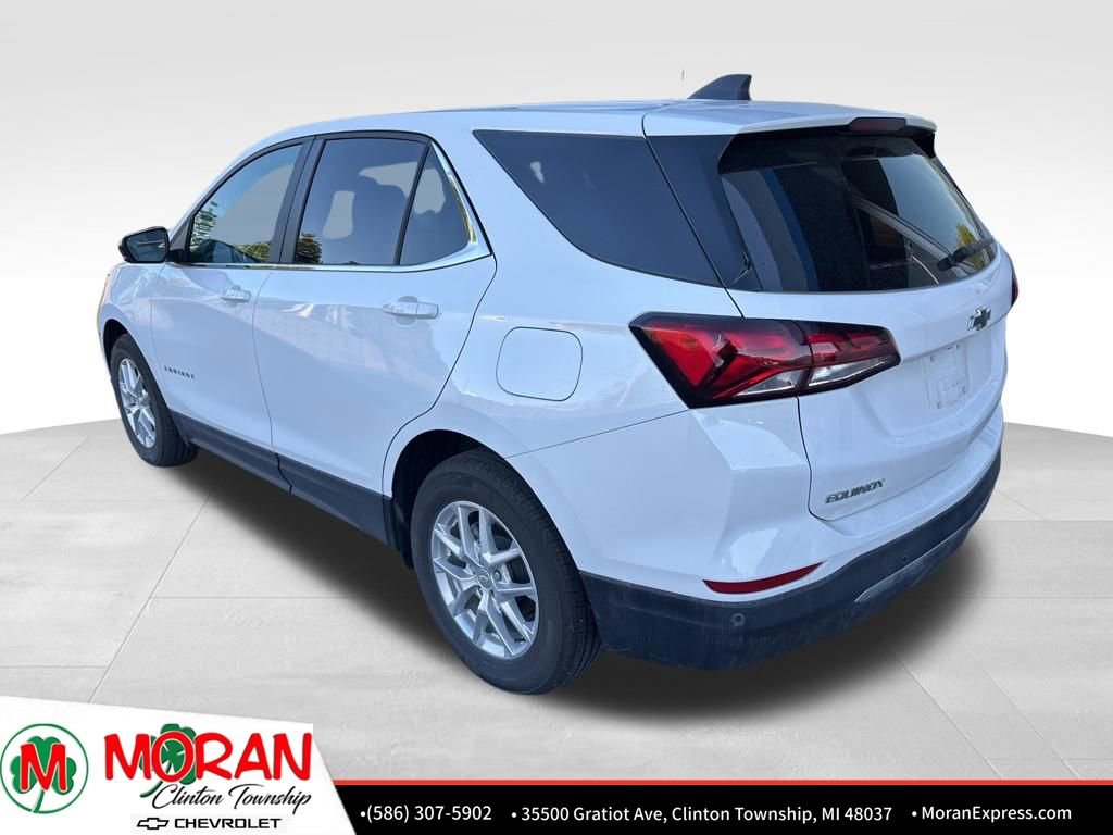 Used 2024 Chevrolet Equinox LT w/ LPO, Floor Liner Package FWD image 3