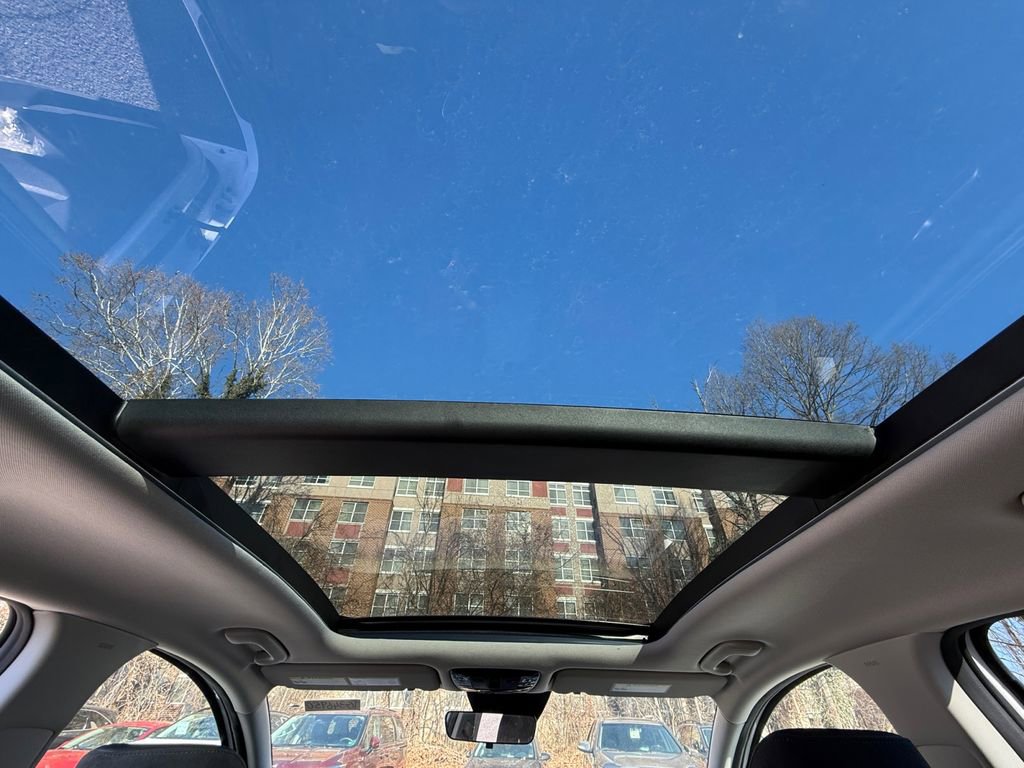 New 2026 Kia Sportage SX image 24