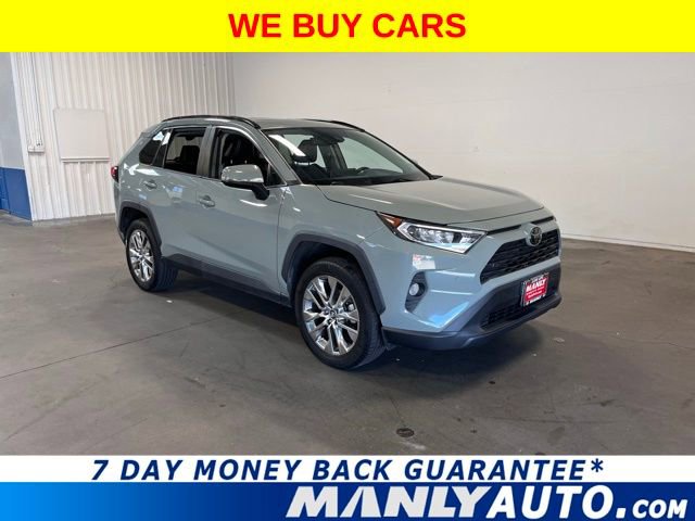 Used 2021 Toyota RAV4 XLE Premium image 1