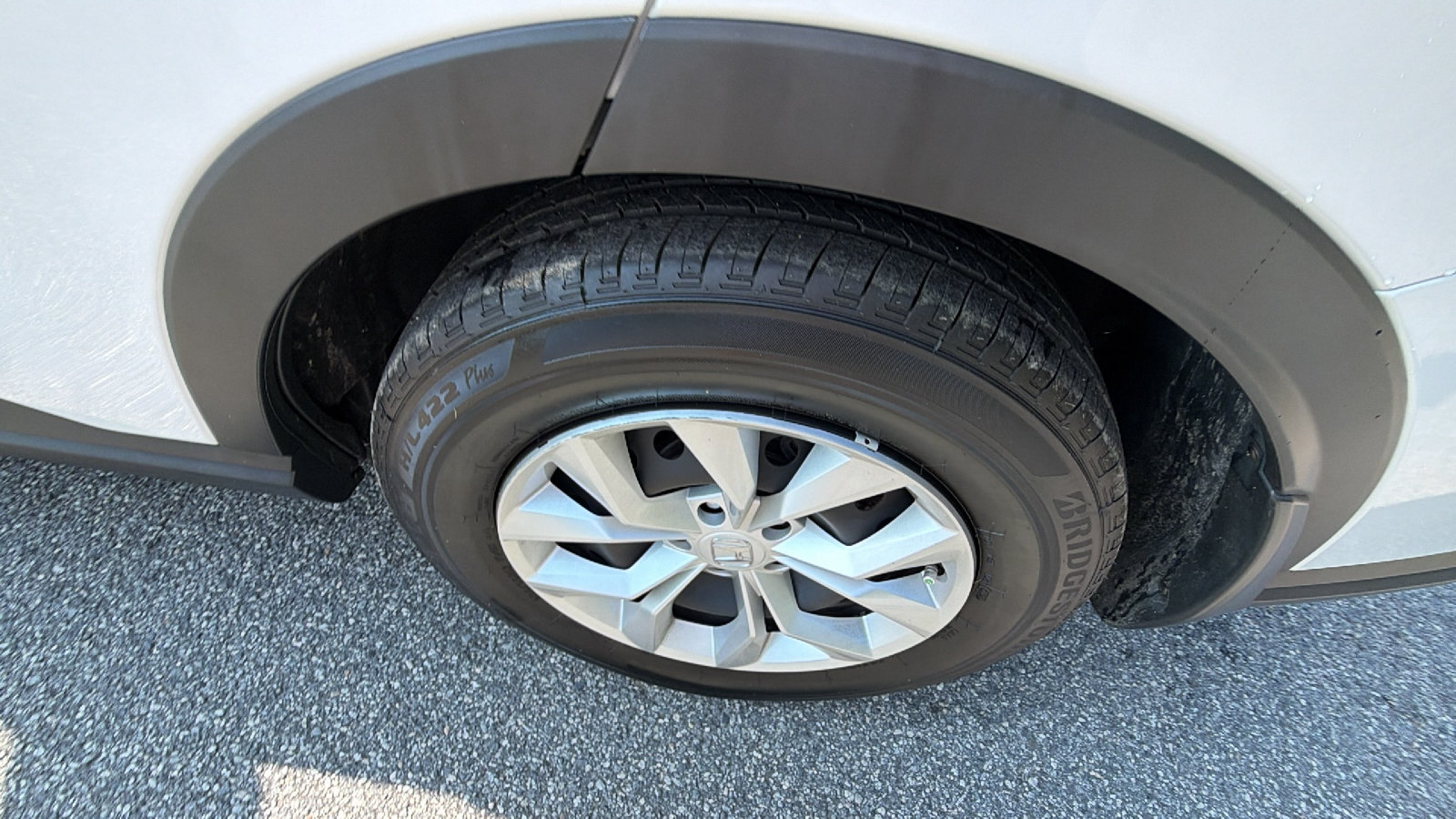 Used 2024 Honda CR-V LX image 9