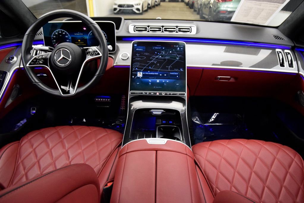Used 2025 Mercedes-Benz S 580e 4MATIC Sedan image 19