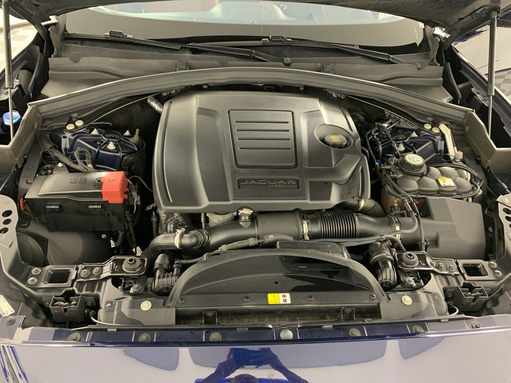 Used 2020 Jaguar F-PACE Portfolio AWD/4WD image 11