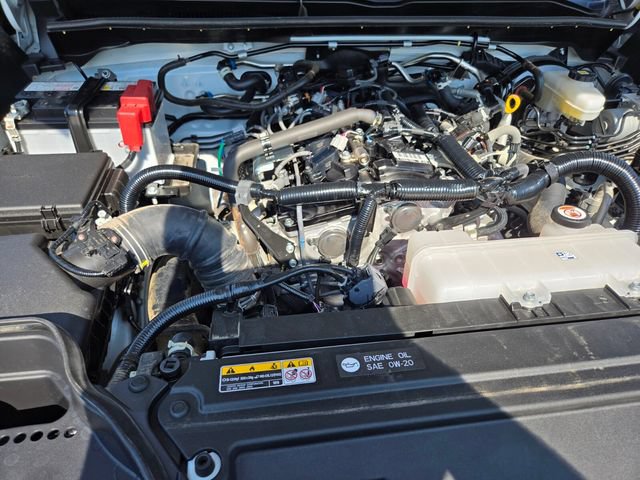 Used 2025 Toyota 4Runner SR5 AWD/4WD image 22