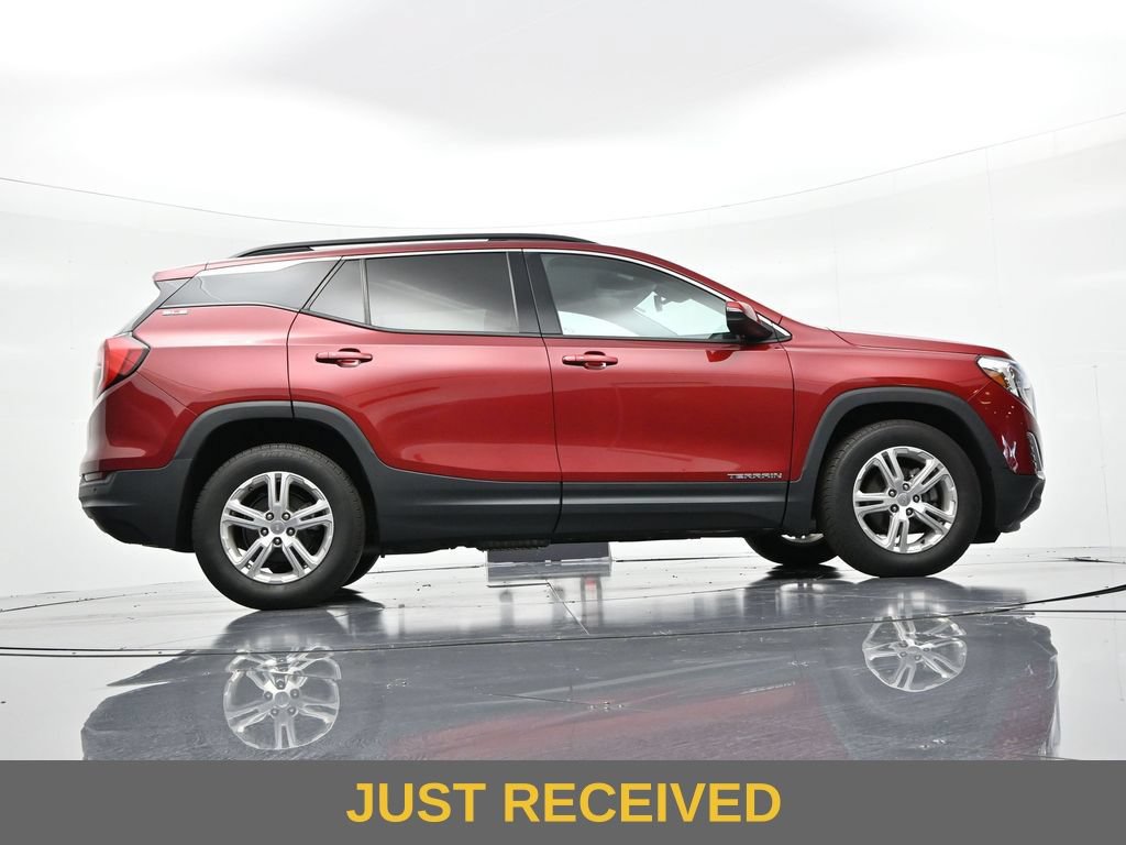 Used 2018 GMC Terrain SLE w/ Driver Convenience Package FWD image 23