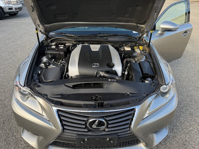 Used 2016 Lexus IS 300 AWD image 24