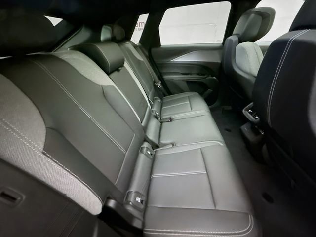 Used 2024 Cadillac Lyriq Tech image 28