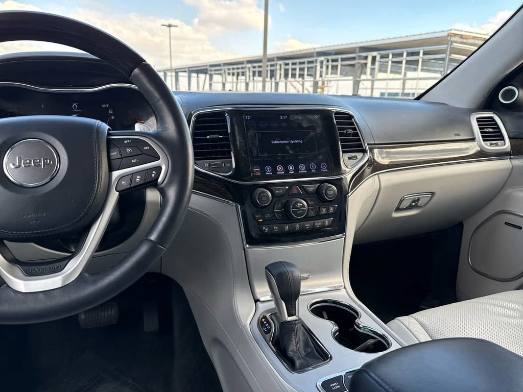 Used 2019 Jeep Grand Cherokee Summit AWD/4WD image 19