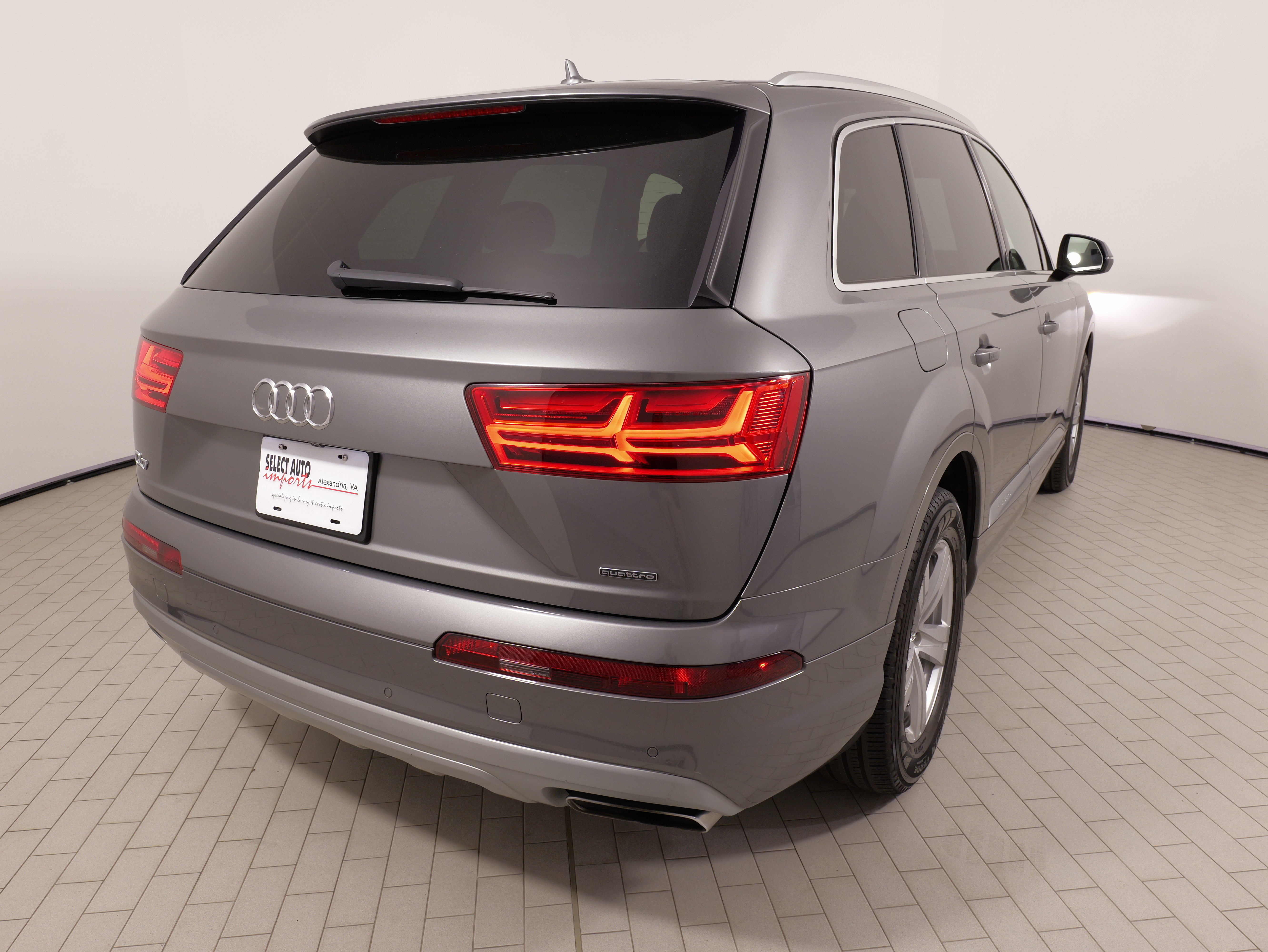 Used 2017 Audi Q7 2.0T Premium Plus w/ Premium Plus Package AWD/4WD image 13