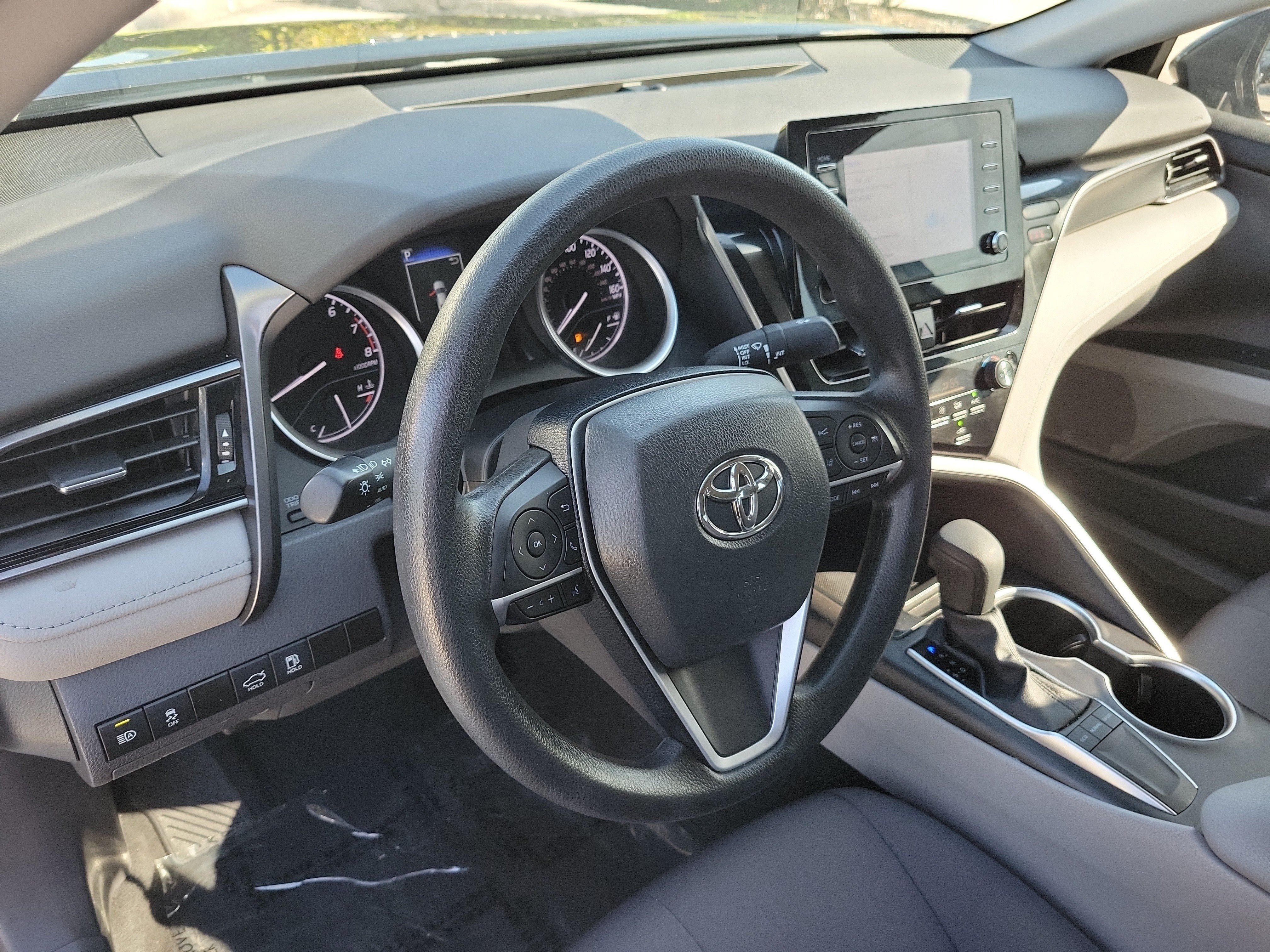 Used 2024 Toyota Camry LE FWD image 23