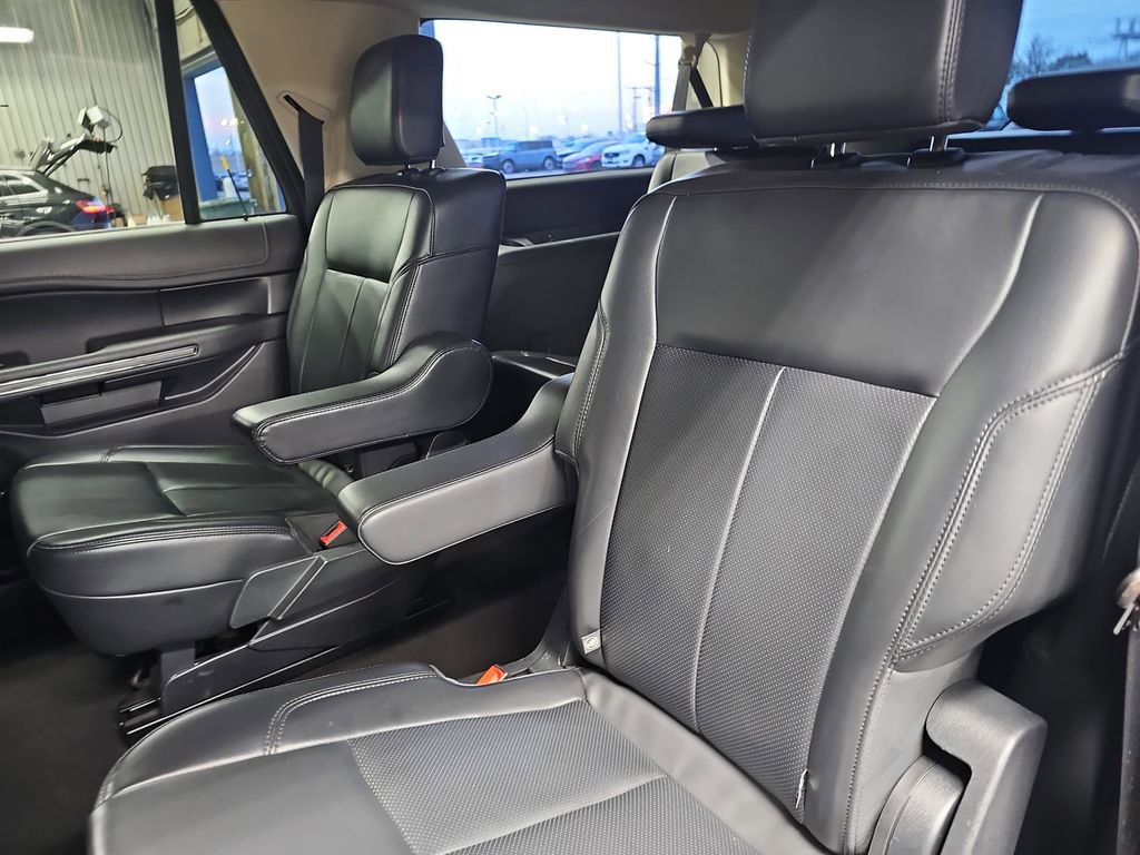 Used 2024 Ford Expedition Max XLT image 14