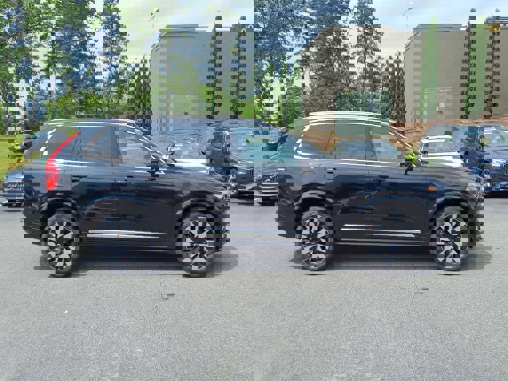 Used 2024 Volvo XC90 T8 Ultimate image 29