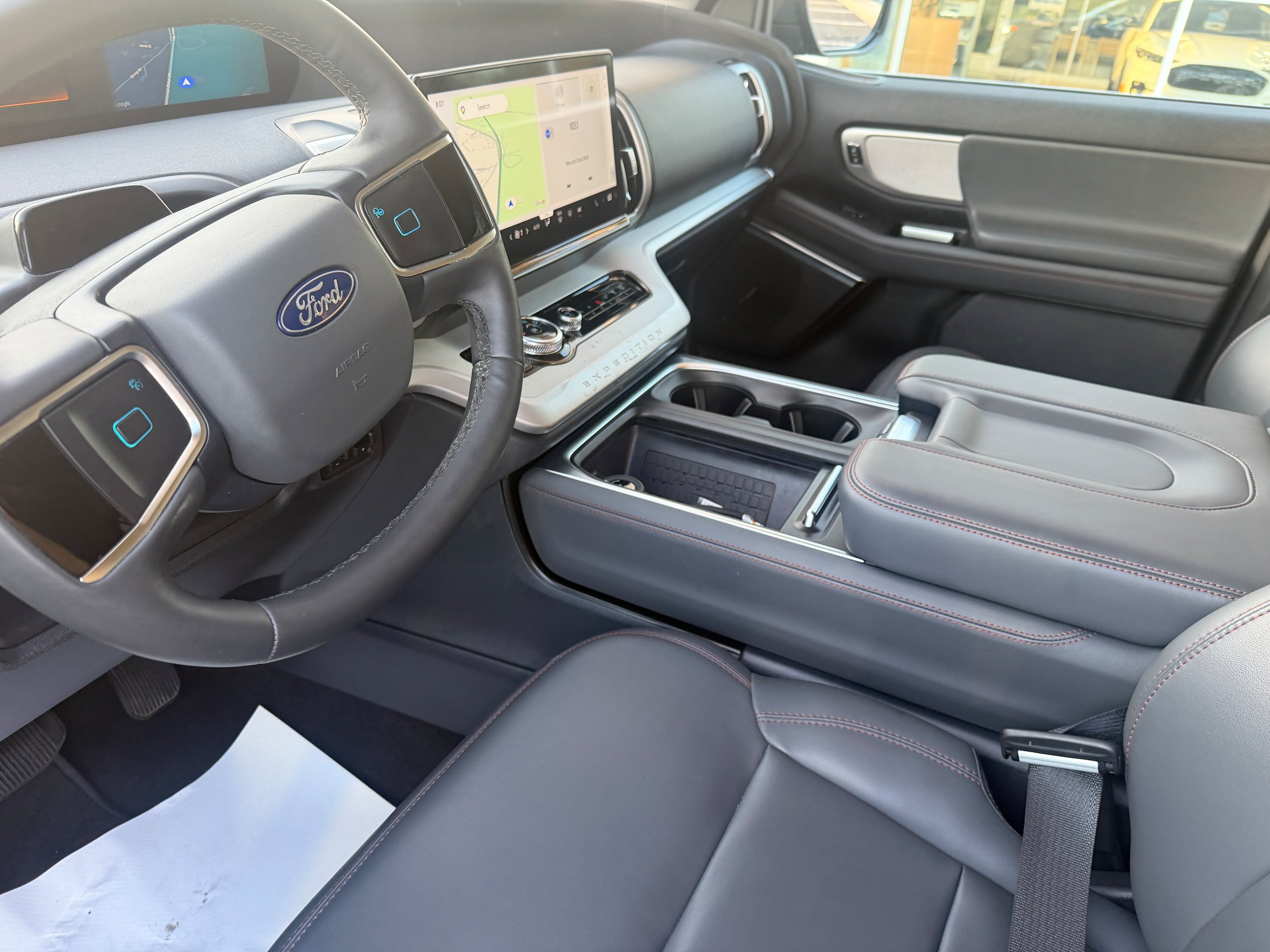 Certified 2025 Ford Expedition Active AWD/4WD image 15