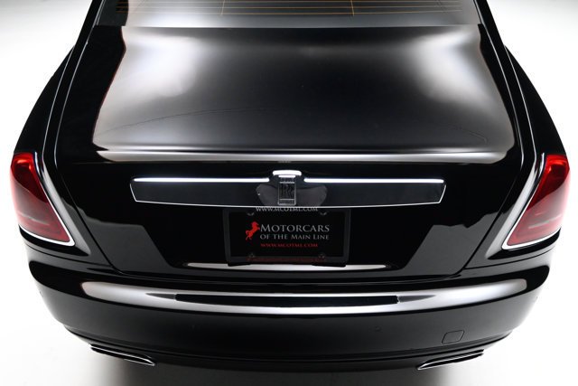 Used 2012 Rolls-Royce Ghost RWD image 38