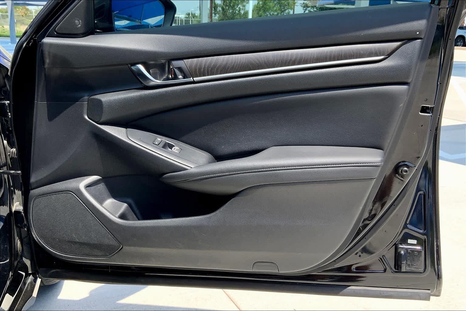 Used 2020 Honda Accord EX-L image 22