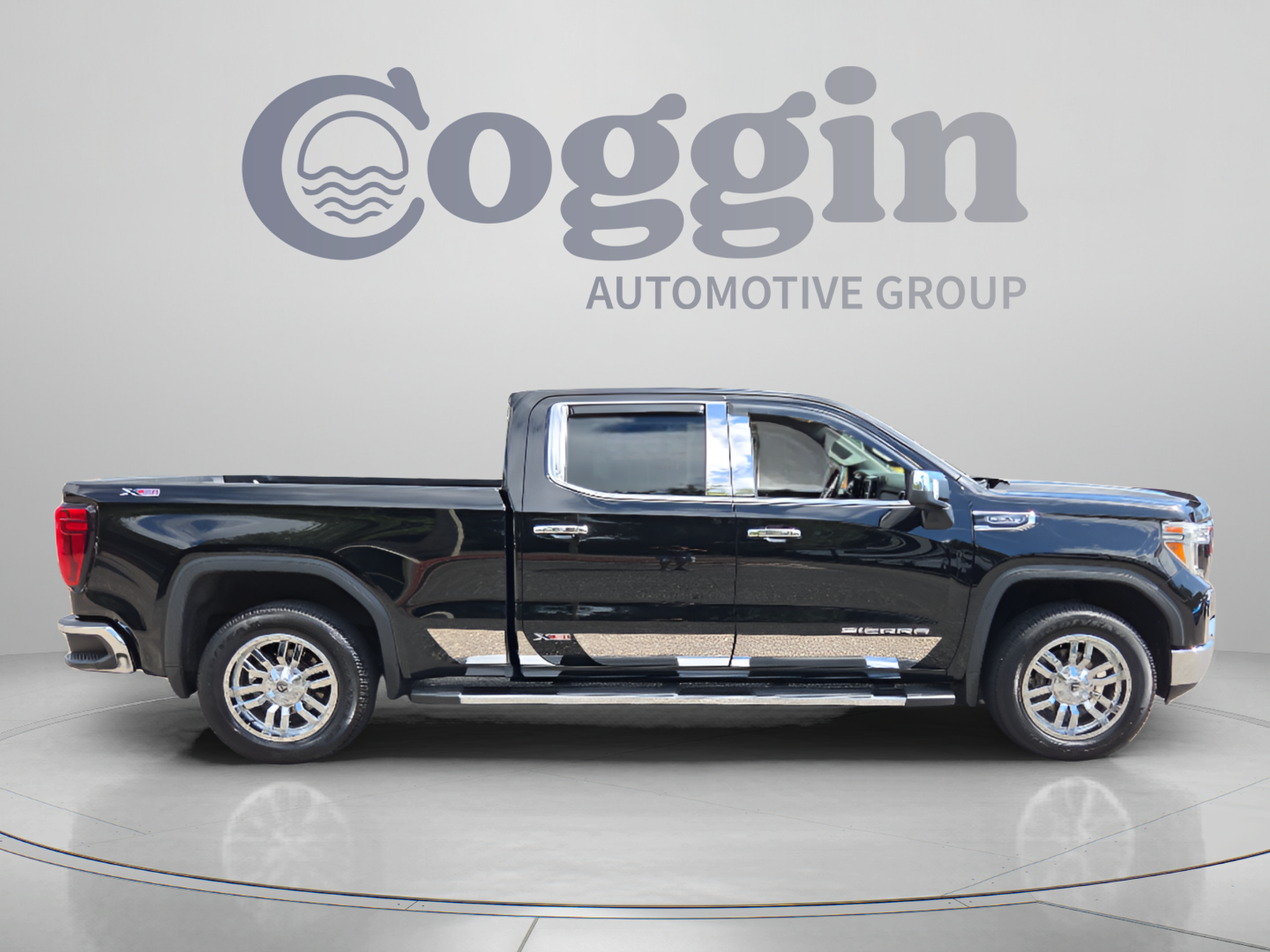 Certified 2021 GMC Sierra 1500 SLT w/ X31 Off-Road Package AWD/4WD image 6