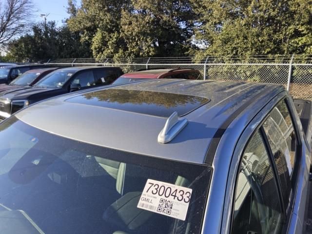 Used 2026 GMC Sierra 1500 AT4X w/ AT4X AEV Edition image 3