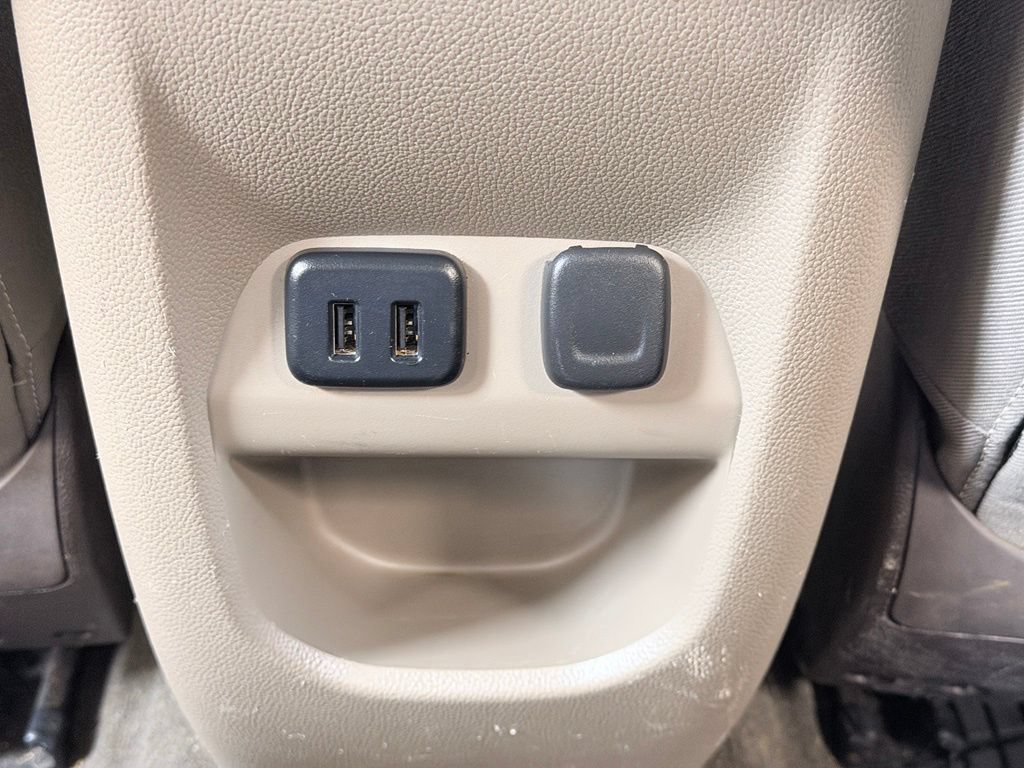 Used 2016 GMC Canyon SLE RWD image 23