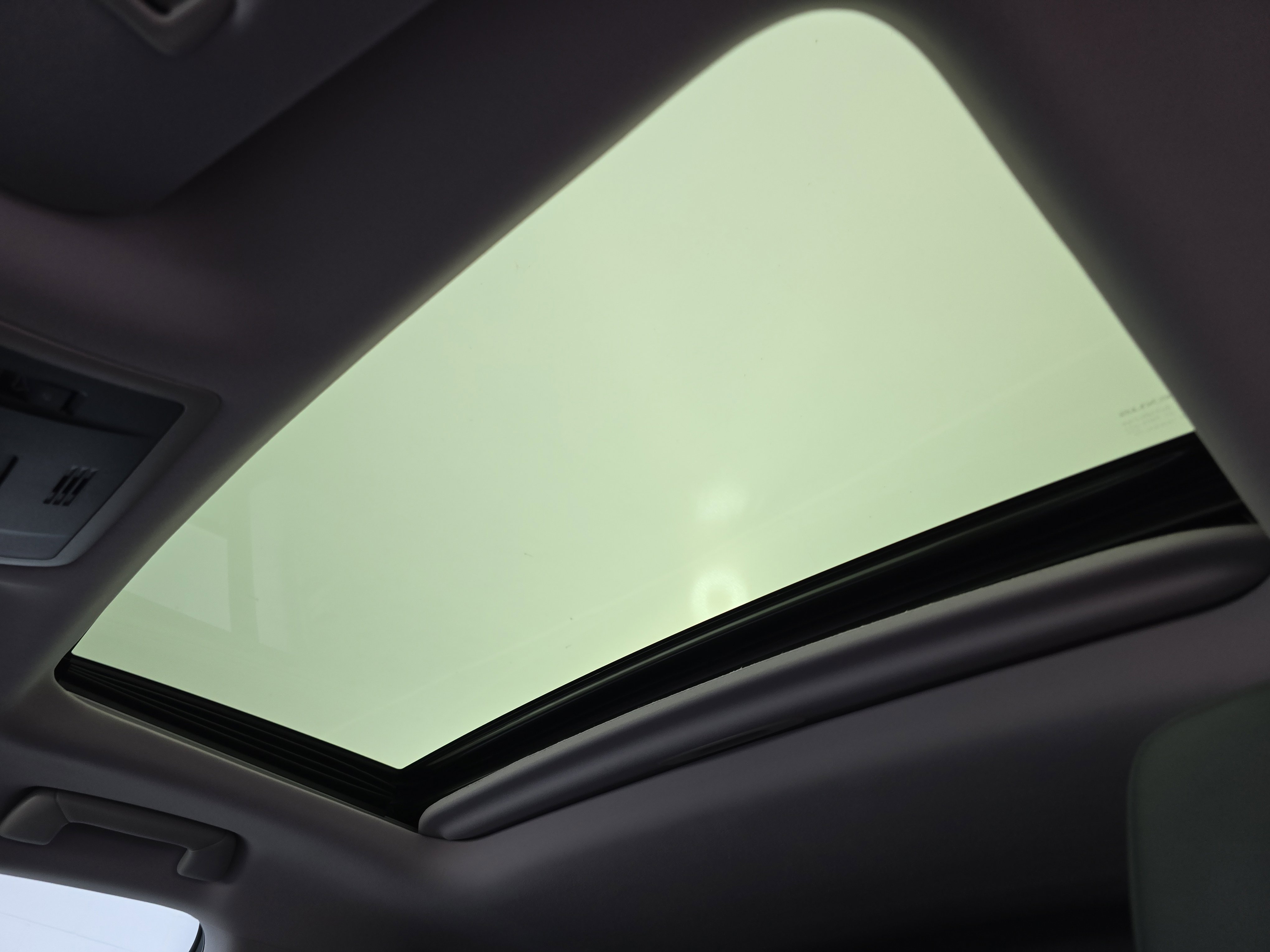 Used 2022 Lexus RX 450hL AWD w/ Premium Package image 31