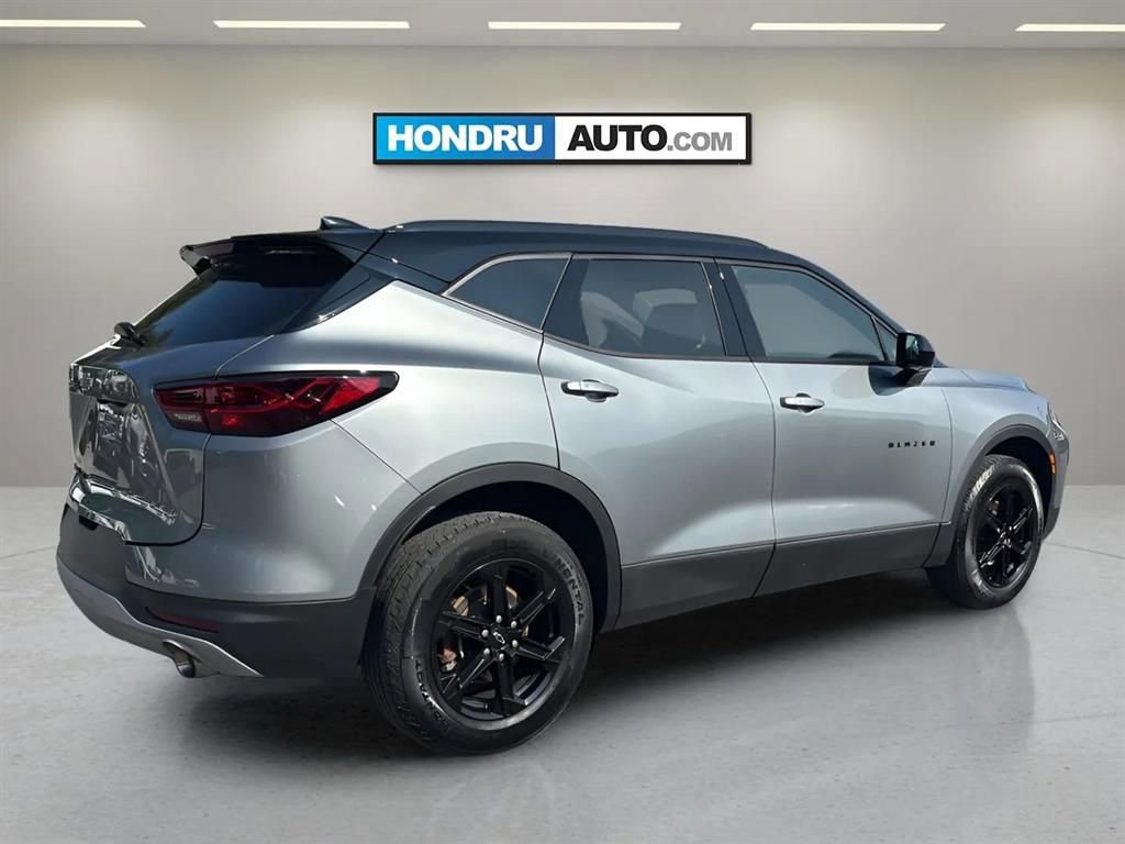 Used 2023 Chevrolet Blazer LT w/ Convenience Package image 4