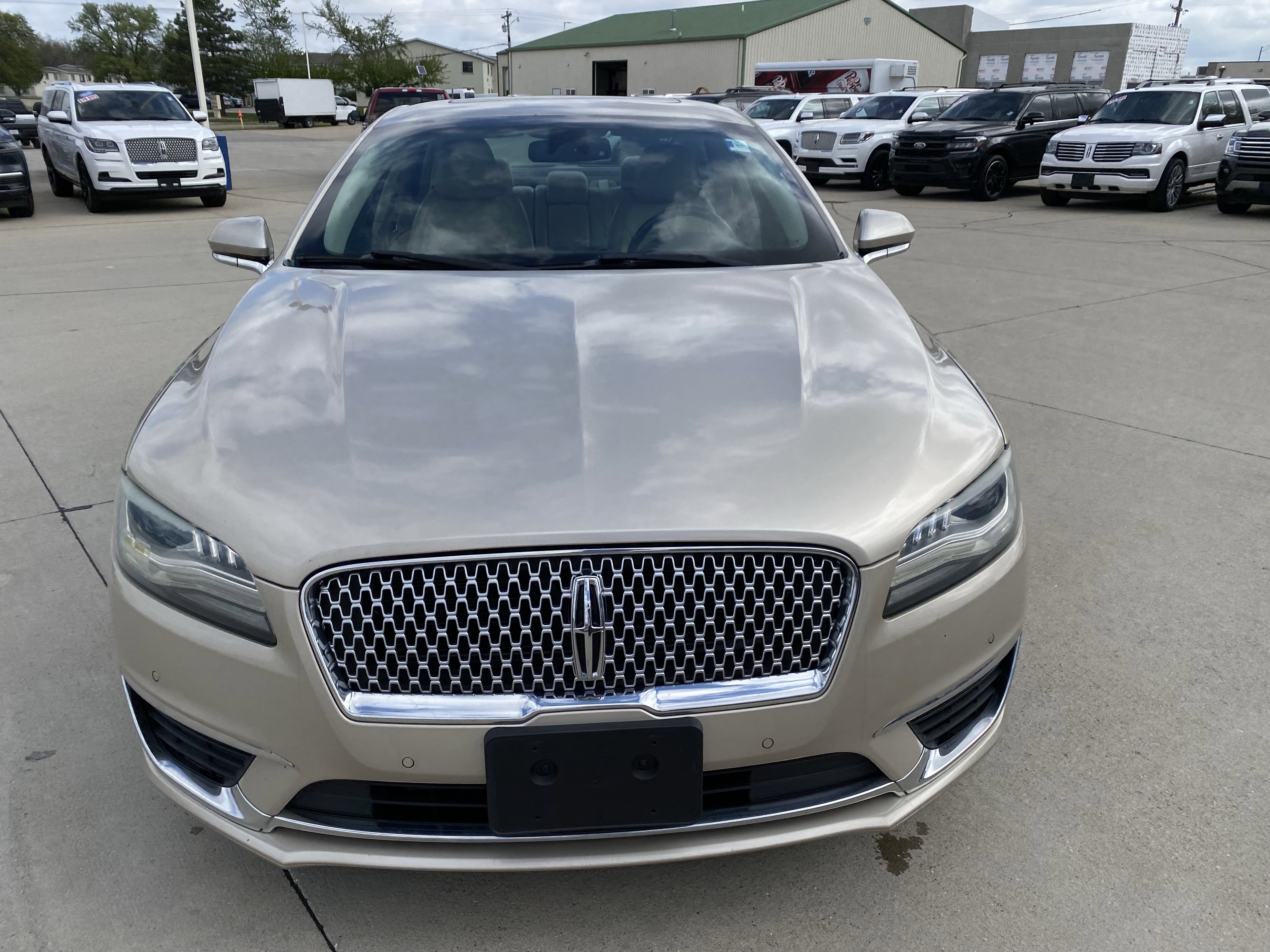 Used 2017 Lincoln MKZ Reserve w/ Technology Package image 2