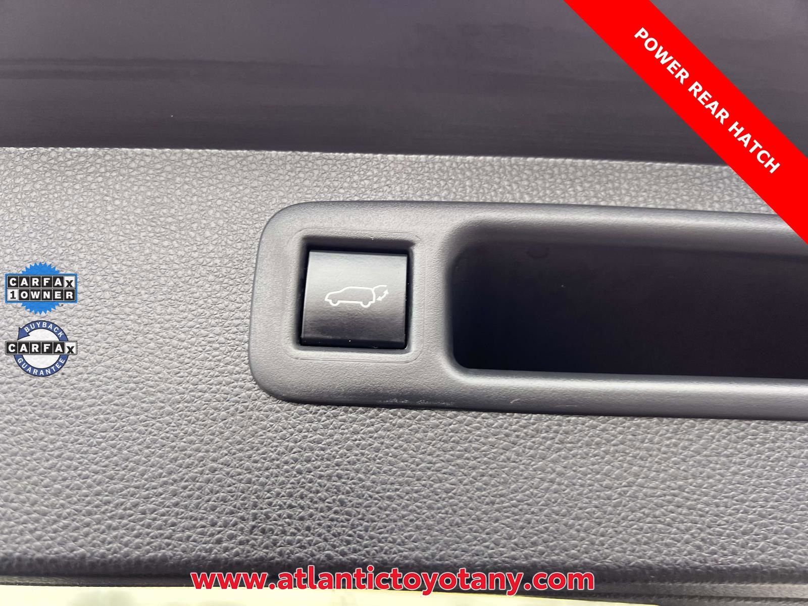 Used 2023 Toyota Highlander XLE image 14