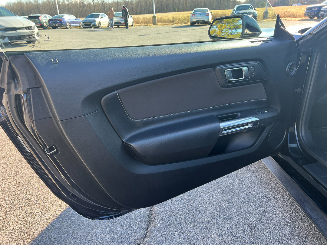 Used 2021 Ford Mustang GT image 11