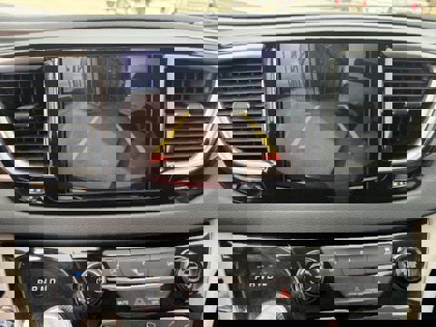 Used 2020 Chrysler Pacifica Touring-L Plus image 20