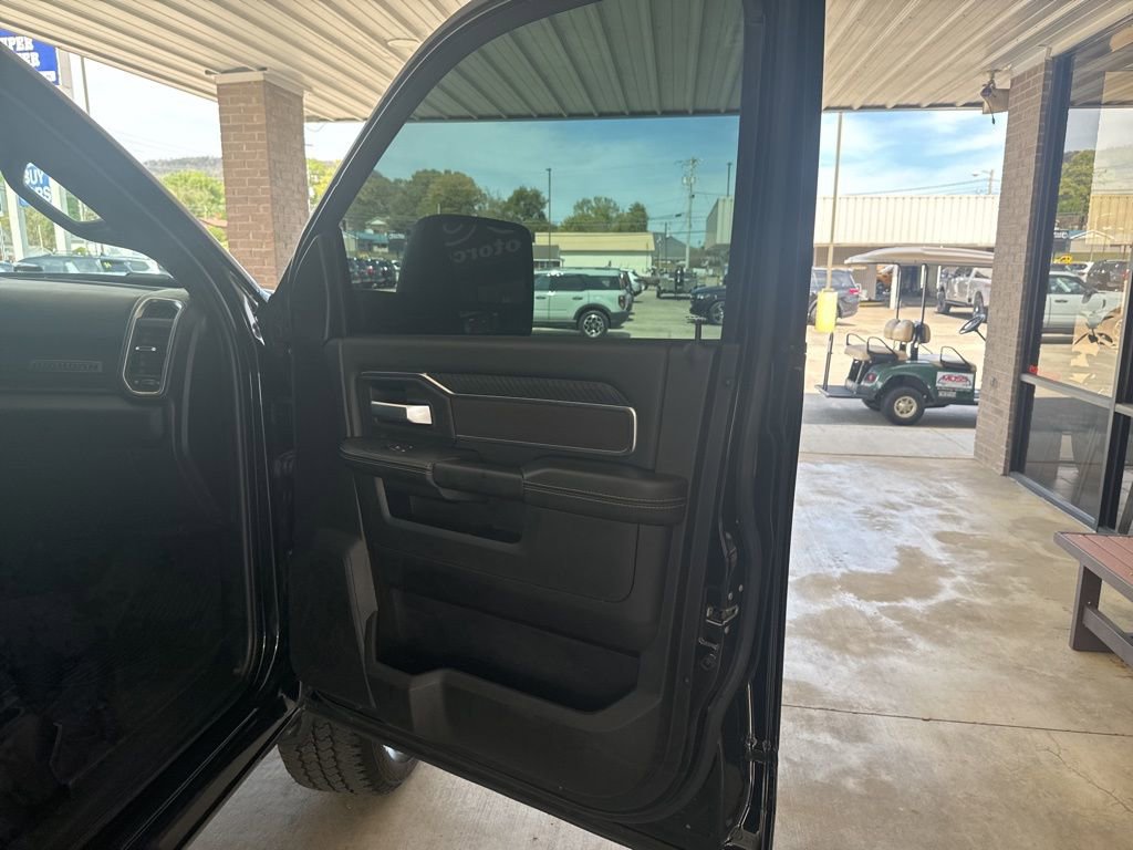Used 2025 RAM 2500 Big Horn image 21