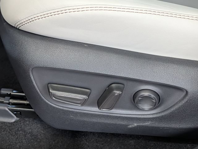 Used 2025 Toyota RAV4 XLE Premium FWD image 26