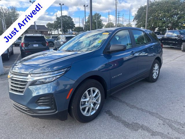Used 2024 Chevrolet Equinox LS FWD image 9