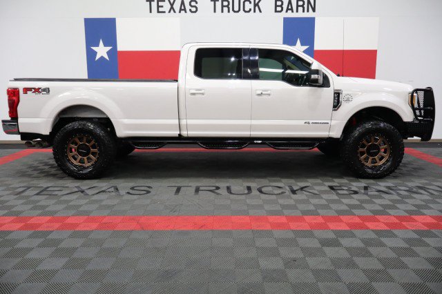 Used 2017 Ford F350 Lariat w/ Lariat Ultimate Package AWD/4WD image 16