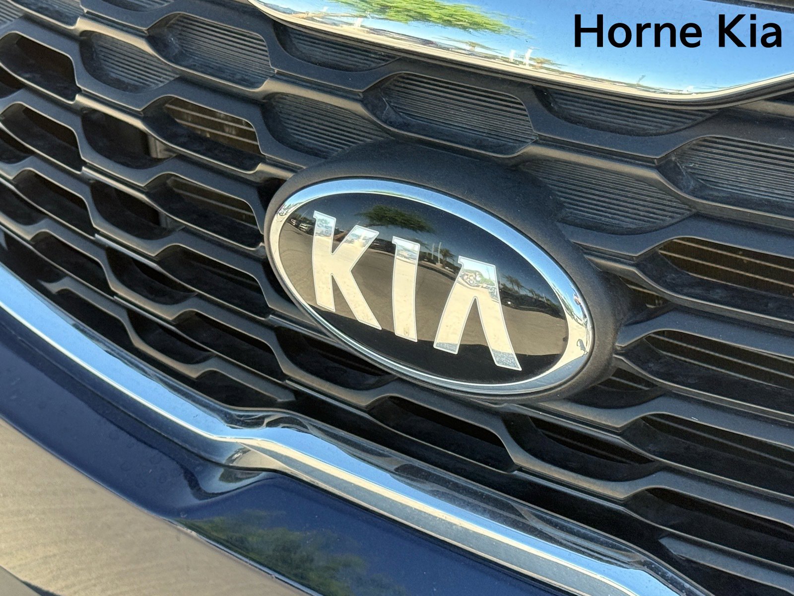 Used 2020 Kia Sorento LX image 31