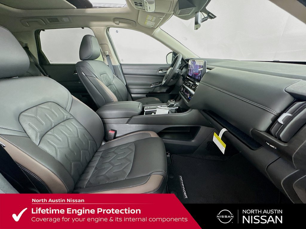 New 2026 Nissan Pathfinder Platinum FWD image 37
