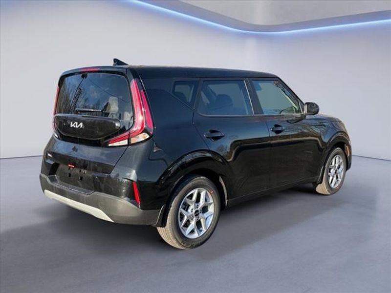 New 2025 Kia Soul LX video 3